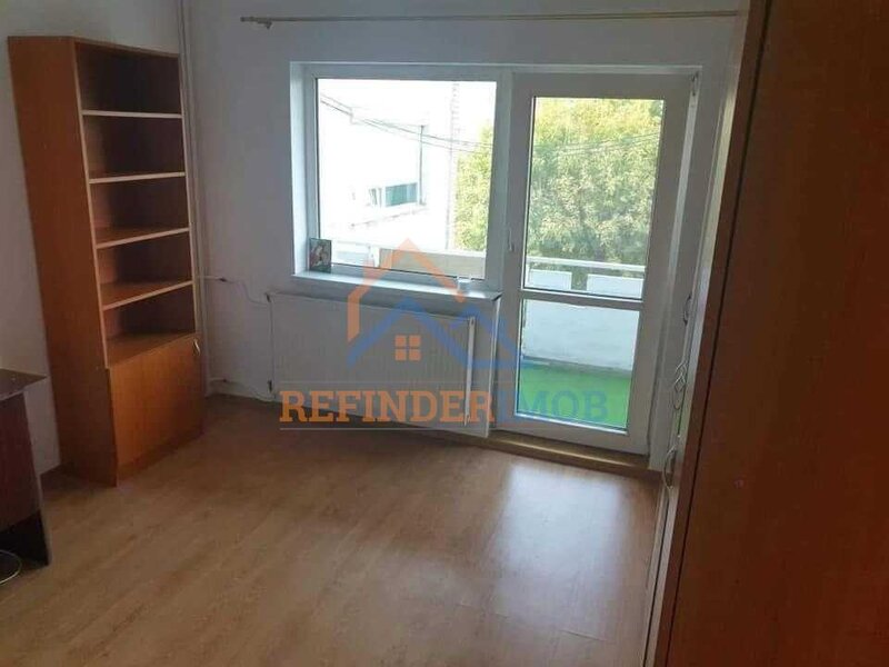 Aviatiei, apartament 3 camere de vanzare.
